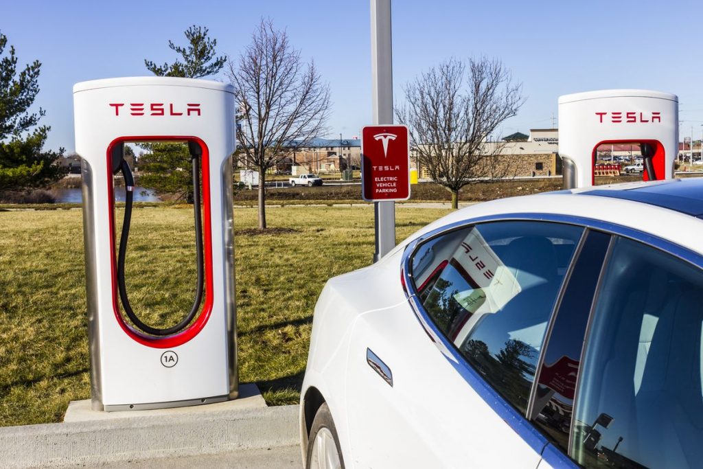 Tesla va ouvrir dix stations de recharge aux Pays-Bas pour d'autres voitures électriques - Burzovnisvet.cz - Stocks, Exchange, Stock, Forex, Commodities, IPO, Bonds