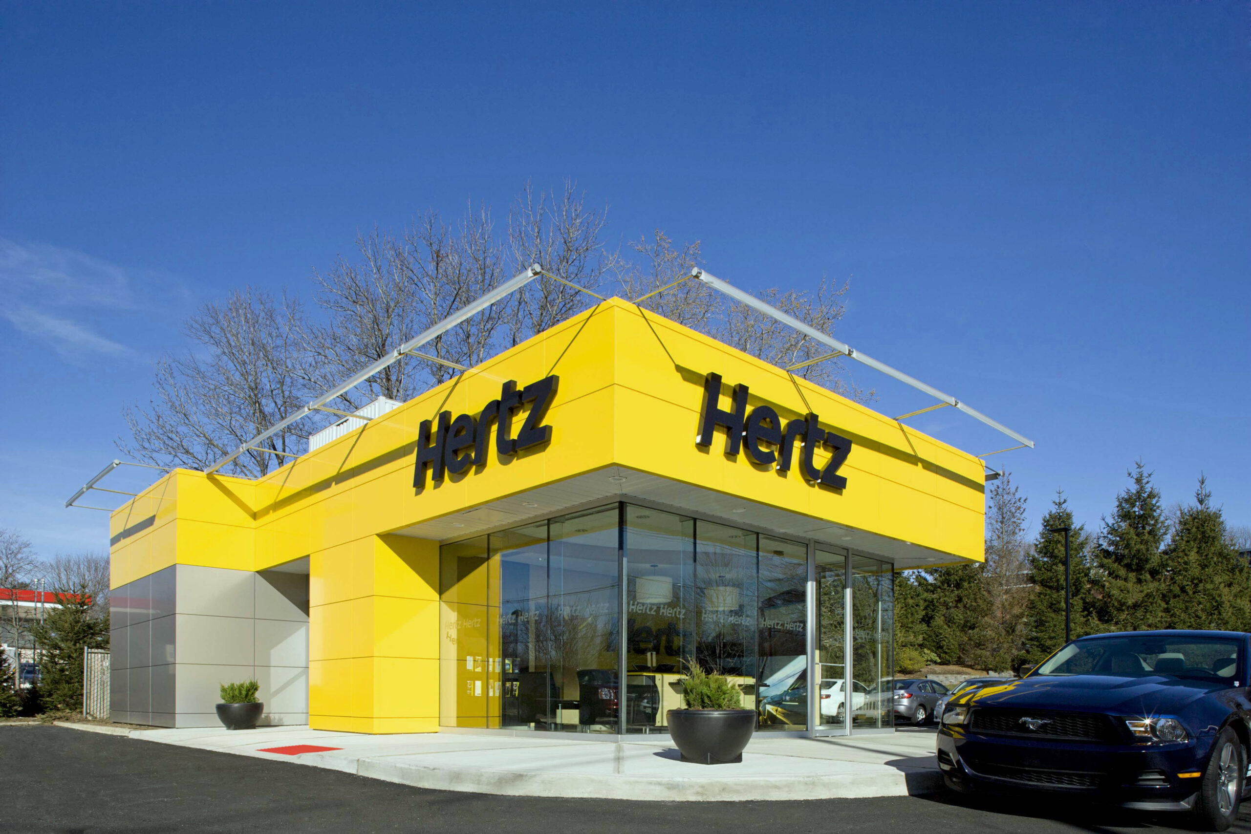 Le loueur de voitures Hertz commande 100 000 voitures Tesla - Burzovnisvet.cz - Actions, bourse, forex, matières premières, IPO, obligations