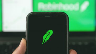 Les actions de Robinhood chutent après l'apparition d'utilisateurs quittant l'application - Burzovnisvet.cz - Stocks, Ratings, Exchange, Forex, Commodities, IPO, Bonds