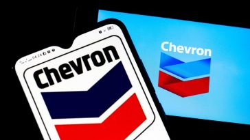 Chevron affiche un bénéfice record depuis 8 ans grâce à la hausse des prix du pétrole et du gaz - Burzovnisvet.cz - Actions, Bourse, Marché, Forex, Matières premières, IPO, Obligations