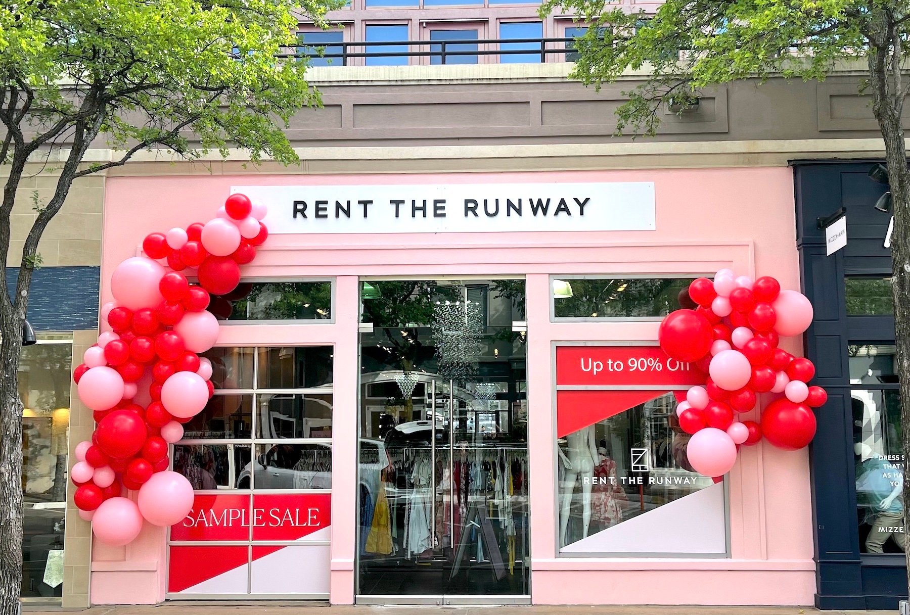 L'entreprise de mode Rent the Runway cherche à obtenir une valorisation de près de 1,3 milliard de dollars lors de son introduction en bourse aux États-Unis - Burzovnisvet.cz - Actions, Bourse, Change, Forex, Matières premières, IPO, Obligations