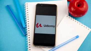 Udemy lève 421 millions de dollars lors d'une introduction en bourse de premier ordre - Burzovnisvet.cz - Actions, Bourse, Change, Forex, Matières premières, IPO, Obligations