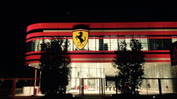 Le constructeur automobile Ferrari relève son bénéfice brut d'exploitation et ses perspectives pour l'ensemble de l'année au cours du trimestre - Burzovnisvet.cz - Actions, Bourse, Marché, Forex, Matières premières, IPO, Obligations