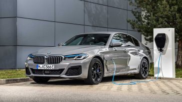 Les ventes de voitures entièrement électriques de BMW vont doubler cette année, mais elles sont encore loin de celles de Tesla - Burzovnisvet.cz - Actions, taux de change, devises, matières premières, IPO, obligations