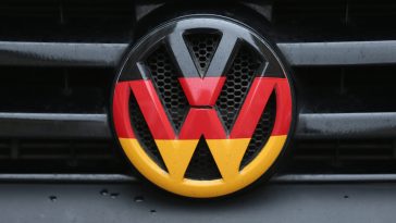 Tensions entre la direction et les employés de Volkswagen, Tesla en est la cause - Burzovnisvet.cz - Actions, Bourse, Taux de change, Forex, Matières premières, IPO, Obligations