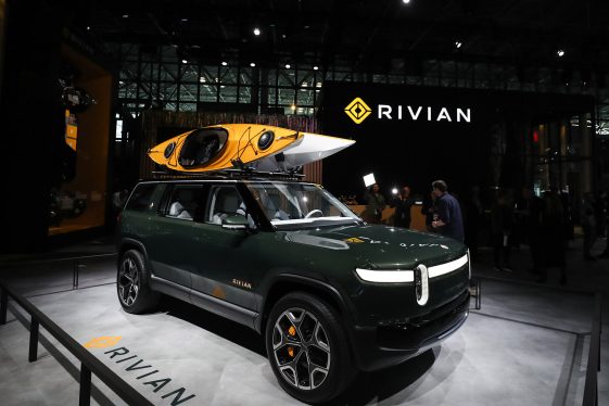 L'entrée en bourse pourrait valoriser le constructeur de voitures électriques Rivian à hauteur de 65 milliards de dollars - Burzovnisvet.cz - Actions, bourse, forex, matières premières, IPO, obligations