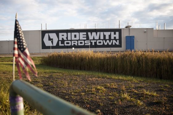 Lordstown a conclu la vente de son usine de l'Ohio à Foxconn. Hausse des actions - Burzovnisvet.cz - Actions, taux de change, forex, matières premières, IPO, obligations