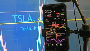 Elon Musk a vendu pour environ 6,9 milliards de dollars d'actions Tesla cette semaine - Burzovnisvet.cz - Actions, Bourse, Change, Forex, Matières premières, IPO, Obligations