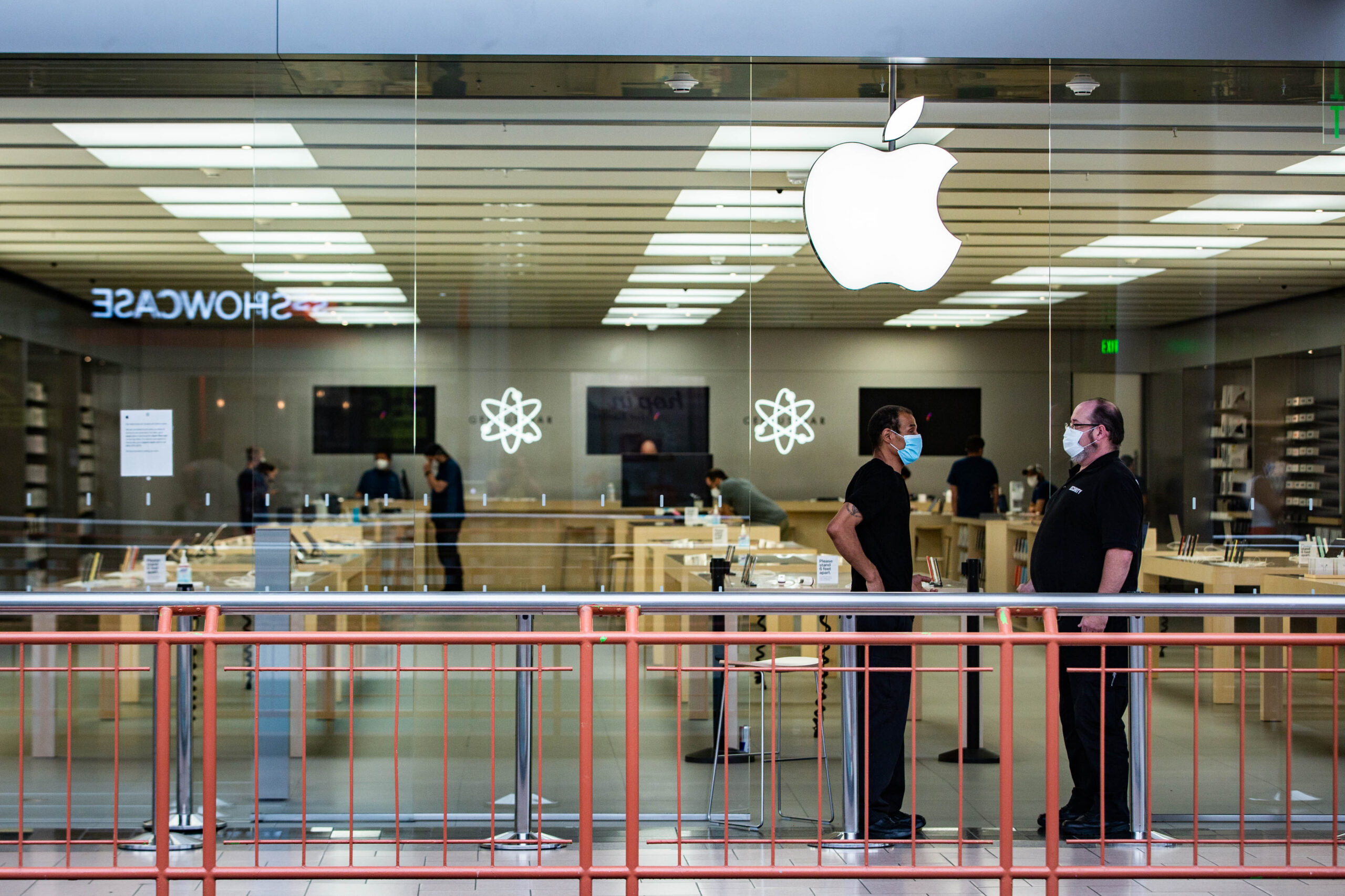 Le PDG d'Apple, Tim Cook, s'insurge contre le défilement des pages : "Je pense que c'est mauvais pour la santé mentale" - Burzovnisvet.cz - Actions, Bourse, Change, Forex, Matières premières, IPO, Obligations