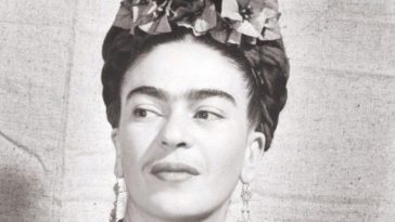 L'autoportrait de Frida Kahlo établit un record d'enchères pour une peinture latino-américaine - Burzovnisvet.cz - Actions, Bourse, Change, Forex, Matières premières, IPO, Obligations