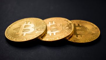 3 raisons pour lesquelles le bitcoin est une meilleure couverture contre l'inflation que l'or - Burzovnisvet.cz - Actions, taux de change, forex, matières premières, IPO, obligations