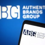 Authentic Brands Group reporte son introduction en bourse et vend 12,7 milliards de dollars à des investisseurs privés - Burzovnisvet.cz - Stocks, Stock, Exchange, Forex, Commodities, IPO, Bonds