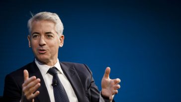 Bill Ackman affirme que l'option Covid omicron pourrait finalement être positive pour les marchés - Burzovnisvet.cz - Actions, Bourse, Change, Forex, Matières premières, IPO, Obligations