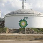 BP affiche un bénéfice de 3,3 milliards de dollars au troisième trimestre, dépassant les estimations grâce à la hausse des prix du pétrole - Burzovnisvet.cz - Actions, Bourse, FX, Matières premières, IPO, Obligations