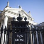 La vente des actions de Bank of Ireland est prolongée, l'État récupère 249 millions d'euros - Burzovnisvet.cz - Actions, Bourse, Forex, Matières premières, IPO, Obligations