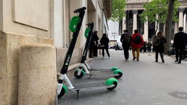 Prędkość elektrycznych hulajnóg będzie zmniejszana przez operatorów do 10 km/h w kilkuset strefach Paryża