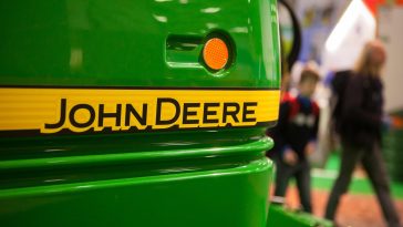 Les bénéfices de Deere augmentent grâce à la demande d'équipements agricoles - Burzovnisvet.cz - Actions, Bourse, Marché, Forex, Matières premières, IPO, Obligations