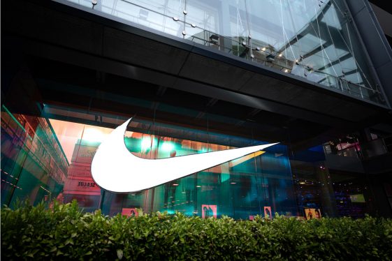 Les actions de Nike augmentent après avoir dépassé les estimations de bénéfices et de revenus - Burzovnisvet.cz - Stocks, Stock, Exchange, Forex, Commodities, IPO, Bonds