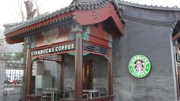 Starbucks ferme deux points de vente en Chine après avoir été informé qu'ils utilisaient des ingrédients périmés - Burzovnisvet.cz - Actions, Bourse, Change, Forex, Matières premières, IPO, Obligations