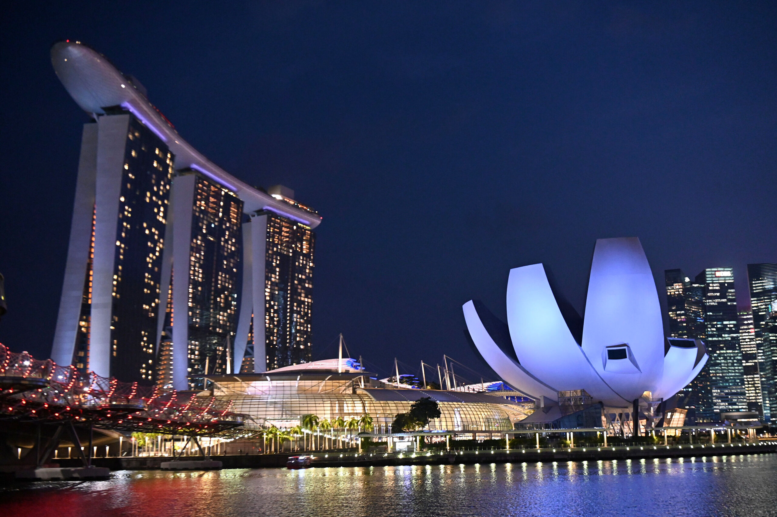 Singapour est ouvert à une interdiction de fumer pour les jeunes à la manière de la Nouvelle-Zélande - Burzovnisvet.cz - Actions, Bourse, Change, Forex, Matières premières, IPO, Obligations