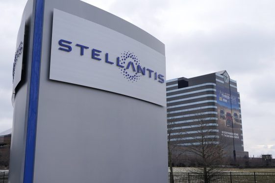Stellantis doit faire face à Tesla et à la Chine après un excellent départ - Burzovnisvet.cz - Actions, Bourse, Marché, Forex, Matières premières, IPO, Obligations