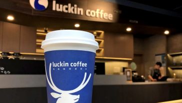 Luckin Coffee prévoit de revenir au Nasdaq après une fraude de 300 millions de dollars - Burzovnisvet.cz - Actions, Bourse, Change, Forex, Matières premières, IPO, Obligations