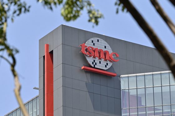 Le plan de dépenses de 40 milliards de dollars de TSMC va-t-il détruire le redressement d'Intel ? - Burzovnisvet.cz - Actions, Bourse, Change, Forex, Matières premières, IPO, Obligations