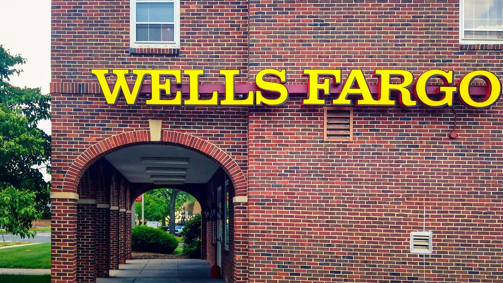 Le bénéfice de Wells Fargo augmente grâce à des ventes d'actifs plus nombreuses - Burzovnisvet.cz - Actions, bourse, forex, matières premières, IPO, obligations