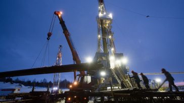 Le pétrole se stabilise après que l'OPEP+ a augmenté sa production dans un marché tendu - Burzovnisvet.cz - Actions, Bourse, FX, Matières premières, IPO, Obligations