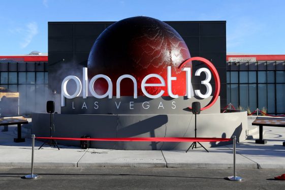 Planet 13 Holdings : les actions de marijuana que je prévois d'acheter en 2022 - Burzovnisvet.cz - Actions, bourse, forex, matières premières, IPO, obligations