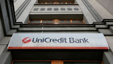 L'action d'UniCredit chute de 8 % en raison de la crise ukrainienne