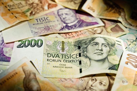 La couronne s'est renforcée en janvier par rapport à la grande majorité des monnaies, de deux pour cent par rapport à l'euro - Burzovnisvet.cz - Actions, taux de change, forex, matières premières, IPOs, obligations