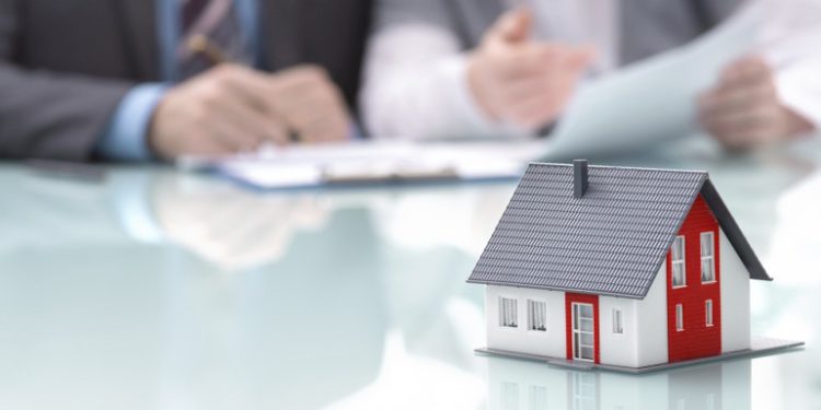 Taux d&rsquo;usure : comment le conflit en Iran menace de freiner le dynamisme du marché immobilier français