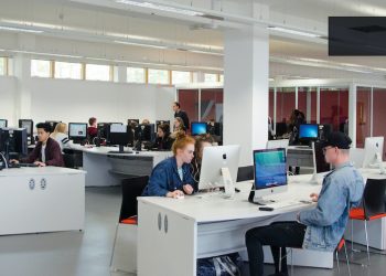 découvrez les causes et impacts du ralentissement du crédit immobilier en mai, avec une analyse des tendances du marché et des conseils pour les emprunteurs.